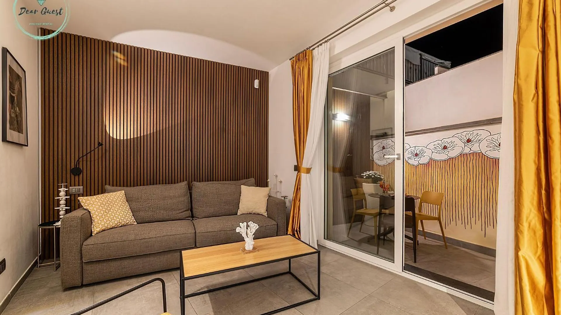 Casa Sulle Mura Loano 0*,
